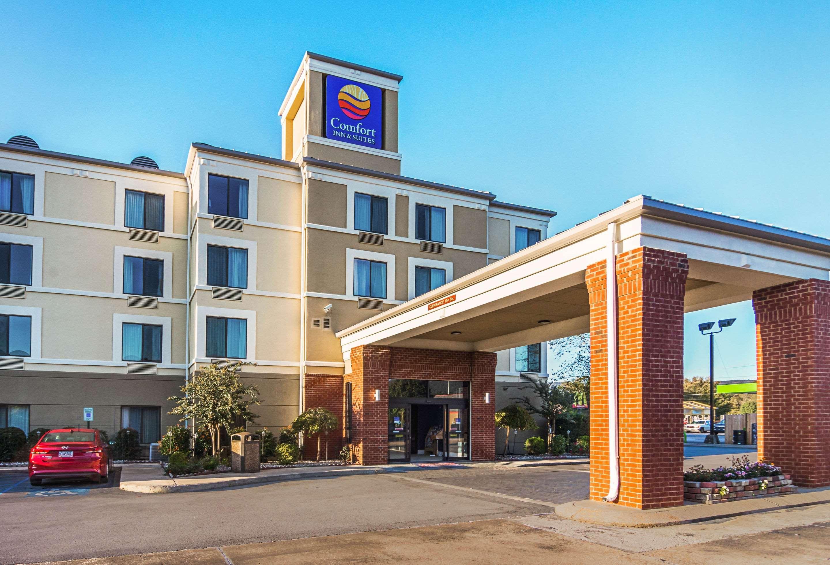 Comfort & West - Lookout Mountain *